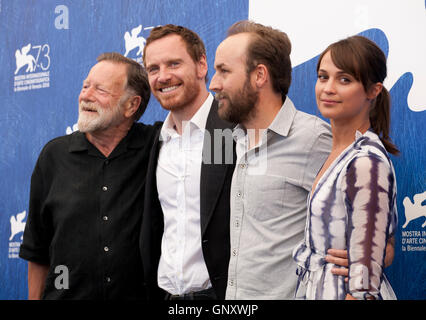 Venise, Italie. Du 1er septembre 2016. À la lumière entre les océans film photocall au 73e Festival du Film de Venise, la Sala Grande le jeudi 1er septembre 2016, le Lido de Venise, Italie. Credit : Doreen Kennedy/Alamy Live News Banque D'Images