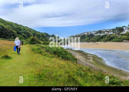 Une vue de la rivière près de l'estuaire Gannel Newquay en Cornouailles, Angleterre, RU Banque D'Images