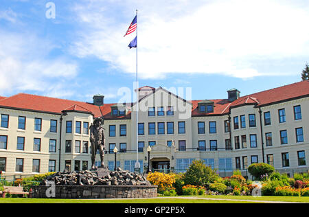 Statue "Le prospecteur" pionniers de l'Alaska Alaska Sitka Accueil Le passage de l'intérieur sud-est de l'Alaska USA Banque D'Images