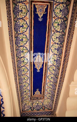 Le pavillon intérieur sur le couloir de l'Meharongarh Fort peint avec floral design, Jodhpur, Rajasthan, Inde, Asie Banque D'Images