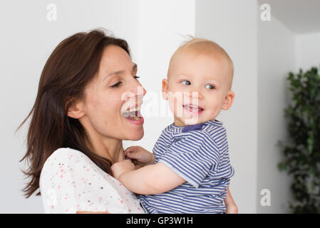 La mère et l'enfant, portrait Banque D'Images