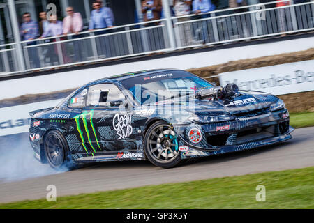 Butsy Butler's Nissan 200ZX S15 2016 Voiture de dérive au Goodwood Festival of Speed, Sussex, UK. Banque D'Images