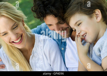 Famille d'un enfant, portrait Banque D'Images