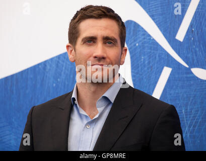 Venise, Italie. 2e, 2016 Sep. Jake Gyllenhaal animaux nocturnes au photocall du film au 73ème Festival du Film de Venise, la Sala Grande le vendredi 2 septembre 2016, Venise, Italie. Credit : Doreen Kennedy/Alamy Live News Banque D'Images