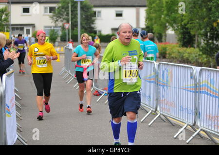 Aberfeldy, Perthshire, Écosse, Royaume-Uni. 3 Septembre, 2016. Coureurs de prendre part à l'Highland Perthshire Marathon. Trois événements ont été disponibles : le marathon, demi-marathon et le temps de cycle du procès. Aberfeldy, Perthshire, Écosse, Royaume-Uni. Credit : Cameron Cormack/Alamy Live News Banque D'Images