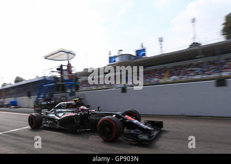 Monza, Italie. 06Th Sep 2016. Formula 1 Grand prix d'Italie, journée de qualification. Honda McLaren MP4-31 &# x2013 ; Jenson Button : Action Crédit Plus Sport/Alamy Live News Banque D'Images