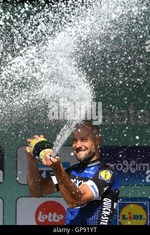 Bruxelles, Belgique. 06Th Sep 2016. Tom Boonen (BEL) Rider de ETIXX - Quick Step sur le podium de la 4e édition de CCI Bruxelles Cycling Classic 2016 (199 kms) le 03 septembre, 2016 à Bruxelles, Belgique : Action Crédit Plus Sport/Alamy Live News Banque D'Images