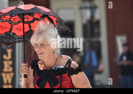 Sacramento, Californie, USA. 3 septembre 2016. Interprète à l'or du Klondike Days dans Old Sacramento. Le festival se déroule à travers la Fête du travail chaque année Crédit : AlessandraRC/Alamy Live News Banque D'Images