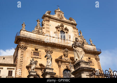 Duomo de San Pietro, Corso Umberto I, Modica, Sicile, Italie Banque D'Images