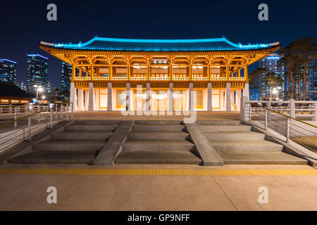 Incheon Korean Style traditionnel,à l'architecture nuit à Incheon, Corée Banque D'Images