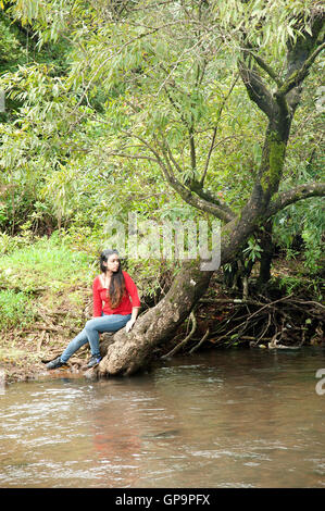 Jeune fille de Mahabaleshwar, Hill Station, New Delhi, Inde Banque D'Images