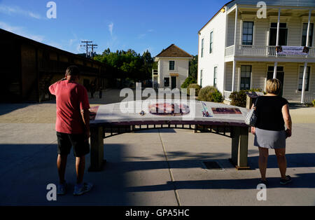 Visiteurs en Sonoma State Historic Park.,Sonoma Napa Valley,California,USA Banque D'Images