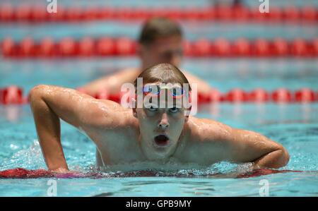 Jakob Goodman, Sud de l'Angleterre réagit après avoir remporté le 400m nage libre garçons au cours de la troisième journée de l'école 2016 Jeux à Pond's forge, Sheffield. ASSOCIATION DE PRESSE Photo. Photo date : Samedi 3 septembre 2016. Crédit photo doit se lire : Steven Paston/PA Wire Banque D'Images