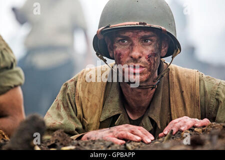 Scie à métaux Ridge est une guerre biographique film réalisé par Mel Gibson et écrit par Andrew Knight, Robert Schenkkan, Randall Wallace, et Gregory Crosby. Cette photo est pour un usage éditorial uniquement et est l'auteur de la société film et/ou le photographe attribué par le film ou la société de production et ne peut être reproduite que par des publications dans le cadre de la promotion du film ci-dessus. Un crédit obligatoire pour l'entreprise de film est nécessaire. Le photographe devrait également être portés lorsqu'il est connu. Banque D'Images