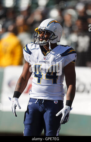 Jan 1, 2012 ; Oakland, CA, USA ; San Diego Chargers curtis running back brinkley (44) se réchauffe avant le match contre les raiders d'Oakland à o.co coliseum. San Diego oakland défait 38-26. Banque D'Images
