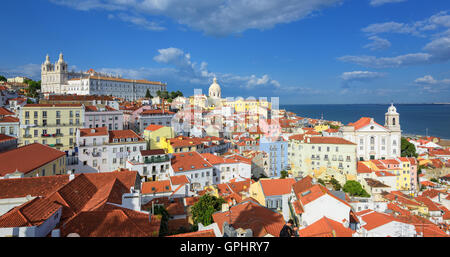 Vue panoramique de l''Alfama, Lisbonne, Portugal Banque D'Images