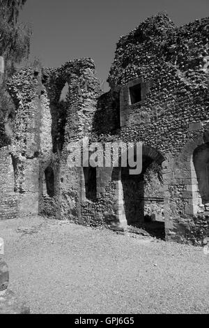 WOLVESLEY CHÂTEAU. WOODMAN'S GATE portes menant aux chambres du boulanger. Banque D'Images