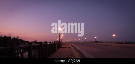 Pont de nuit Banque D'Images