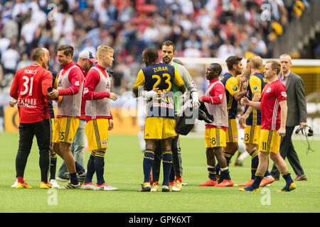 Vancouver, Canada. 3 Septembre, 2016. New York Red Bulls à célébrer leur 1-0 contre les Whitecaps de Vancouver. Whitecaps de Vancouver vs New York Red Bulls, BC Place Stadium. Credit : Gerry Rousseau/Alamy Live News Banque D'Images