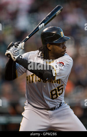 12 avril 2010, San Francisco, CA, USA ; le voltigeur des Pirates de Pittsburgh Lastings Milledge (85) à la batte contre les Giants de San Francisco au cours de la première manche à AT&T Park. San Francisco a battu Pittsburgh 9-3. Banque D'Images