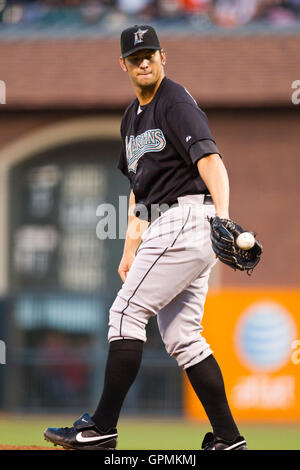27 juillet 2010 ; San Francisco, CA, États-Unis ; le lanceur Josh Johnson (55) des Florida Marlins lors de la quatrième manche contre les Giants de San Francisco à AT&T Park. Banque D'Images