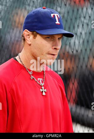 Oct 27, 2010 ; San Francisco, CA, USA ; Texas Rangers voltigeur josh hamilton avant un match de la série mondiale 2010 contre les Giants de San Francisco à at&t park. Banque D'Images