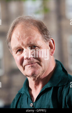 Michael Morpurgo, OBE, FRSL, FKC, DL, l'auteur anglais, poète, dramaturge et librettiste, à l'Edinburgh International Book Festival. Edimbourg, Ecosse. 20 août 2016 Banque D'Images