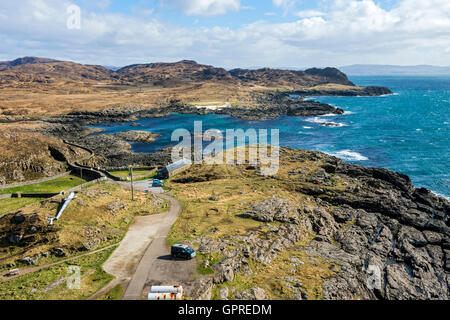 La vue au sud de l'urbanisme et de développement Point Lighthouse, Ecosse, Royaume-Uni. Le bâtiment est le centre d'accueil, café, et du musée. Banque D'Images