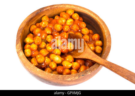 L'écrou dans Harissa Sauce Studio Photo isolated on White Banque D'Images