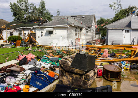 Kokomo - 24 août 2016 : Plusieurs tornades EF3 a touché le sol dans un quartier résidentiel, causant de lourds dommages 13 Banque D'Images