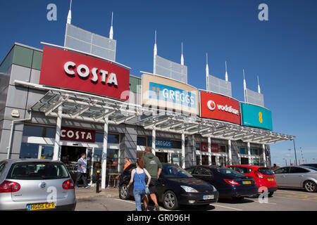 Parkgate shopping stadium way rotherham Banque D'Images