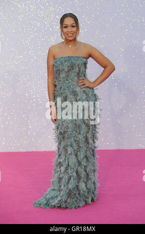 Londres, Royaume-Uni. 12Th Mar, 2016. Rebecca Ferguson assiste à la première mondiale de 'Bridget Jones'' Bébé à Odéon Leciester Square. Credit : Ferdaus Shamim/ZUMA/Alamy Fil Live News Banque D'Images