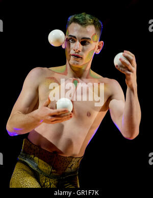 Manchester, UK. 6e septembre 2016. La répétition générale / Aperçu de la production du Cirque du Soleil "Amaluna" allant du 7 septembre au 9 octobre 2016. Credit : Russell Hart/Alamy Live News. Banque D'Images