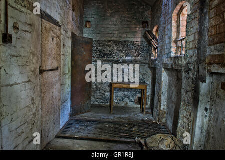 Une fois qu'une partie de l'original avant de workhouse St Mary's est devenu un hôpital sont les cellules Vagrant dans Melton Mowbray, Leicestershire. Banque D'Images