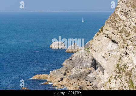 Falaises de calcaire près de Lullworth dans Dorset Angleterre Royaume-Uni Banque D'Images