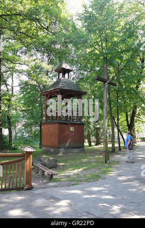 Clocher en bois, Zwierzyniec, Pologne Banque D'Images