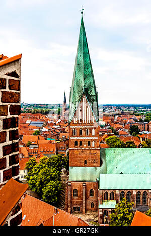 Lüneburg dans der Vogelpersektive ; vue d'ensemble de Lueneburg Banque D'Images