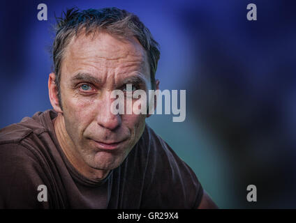 S'romancier anglais, journaliste, commentateur politique et personnalité de la télévision. Banque D'Images