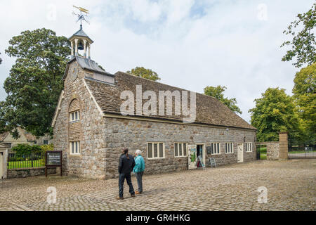 Avebury Manor & Jardin Équitation Gallery Wiltshire Angleterre Banque D'Images