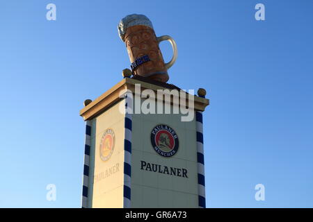 Paulaner, Oktoberfest, Munich, Bavière, Allemagne Banque D'Images