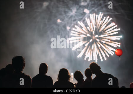 Foule artifice et célébrer Banque D'Images