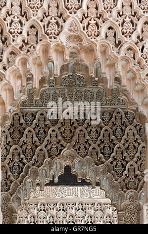 Détail de la Sebka, décoration, de l'Alhambra de Grenade, Andalousie, Espagne Banque D'Images