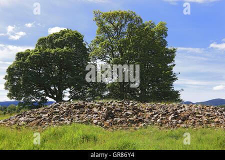 L'Écosse, Kilmartin Glen, Dunchraigaig, de l'âge de bronze Cairn, tumulus Banque D'Images