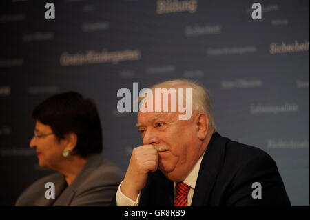 Le Dr Michael Häupl, Maire et Gouverneur de Vienne Banque D'Images