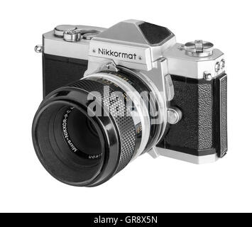 1970 Nikkormat FT en argent avec 55mm Micro Nikkor Banque D'Images