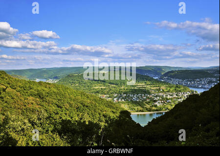 Vue panoramique à partir de Vierseenblick, signifie quatre lacs Vue, courbures Des Vallée du Rhin avec l'impression de quatre lacs au-dessus de Ville Boppard, Vallée du Haut-Rhin moyen, Allemagne Banque D'Images