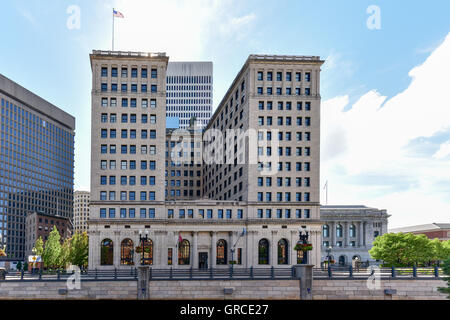 Le Rhode Island Hospital Trust Building est un bâtiment commercial historique à 15 Westminster Street dans le centre-ville de Providence, Rhode JE Banque D'Images