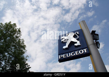 Logo Peugeot Banque D'Images