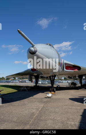 Avro Vulcan B Mk 2 aéronefs en exposition au Musée de l'air de Newark, Nottinghamshire, Angleterre. Banque D'Images