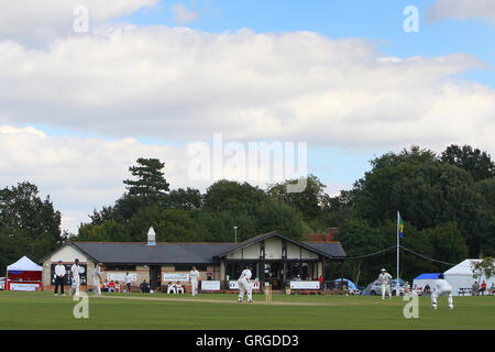 Vue générale du Stile, star du Cricket Club accueil Halstead, lors d'une 2e XI match amical entre l'Essex et CCC CCC Leicestershire - 03/09/10 Banque D'Images